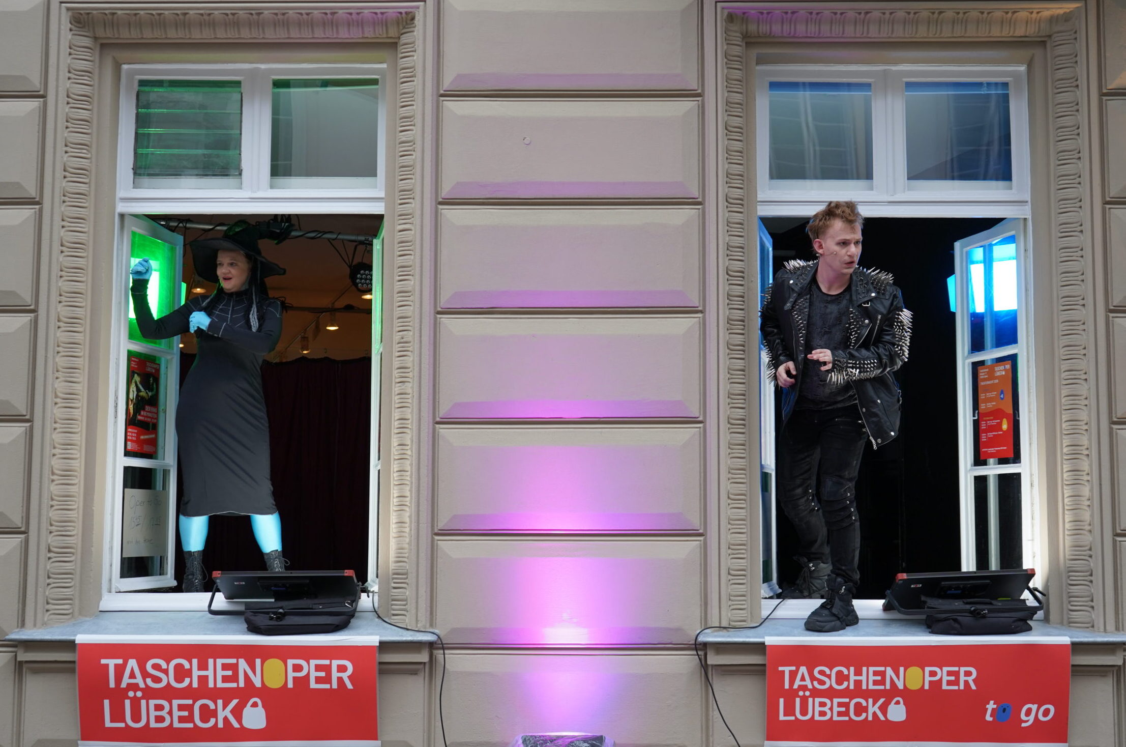  (Bild 1 von 4)